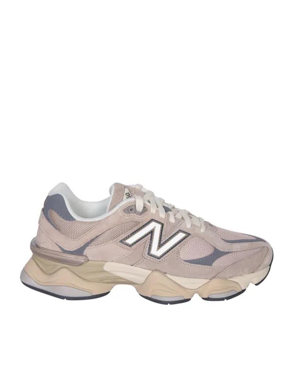 NEW BALANCE Sneakers In White product image