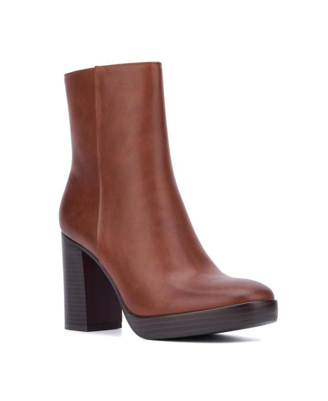 Womens Fay- Chunky Heel Ankle Boot Product Image