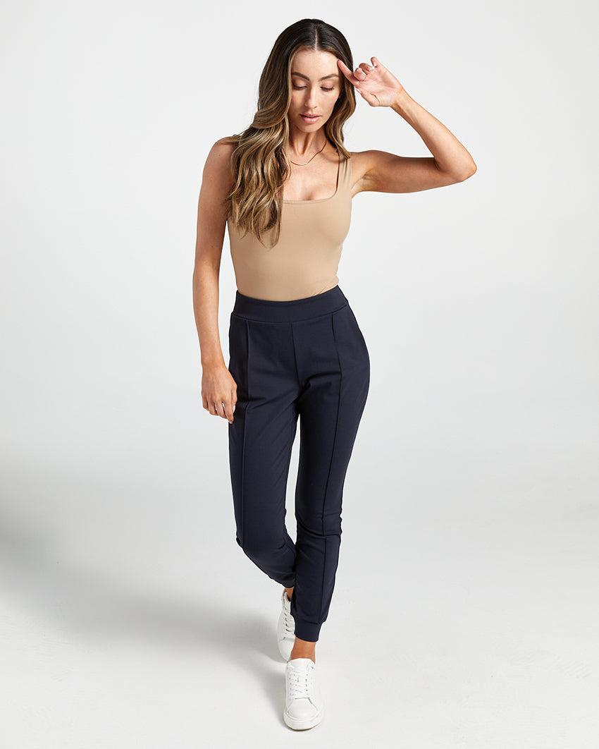 Women's Elite+ Pintuck Jogger Product Image