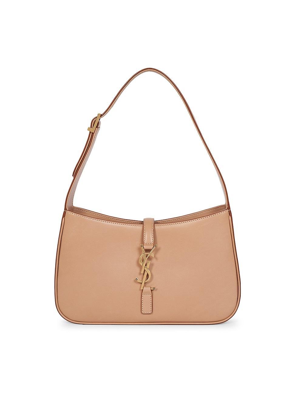 Womens Le 5  7 Hobo Bag in Smooth Leather Product Image