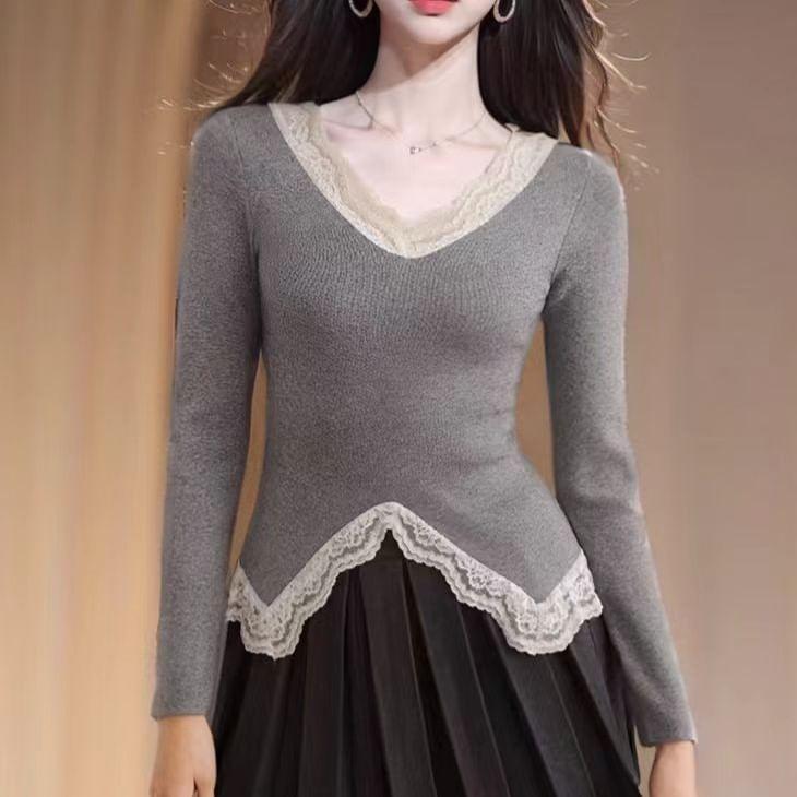 Long Sleeve V-Neck Panel Lace Top Product Image