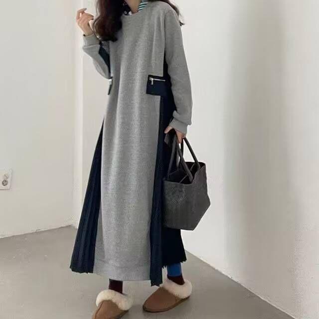 Long-Sleeve Crew Neck Two Tone Pleated Hem Maxi Sweatshirt Dress Product Image