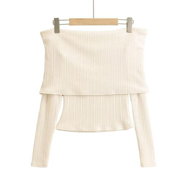 Long-Sleeve Off-Shoulder Plain Ribbed T-Shirt Product Image