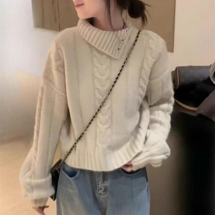 Long-Sleeve Turtleneck Plain Cable Knit Sweater Product Image