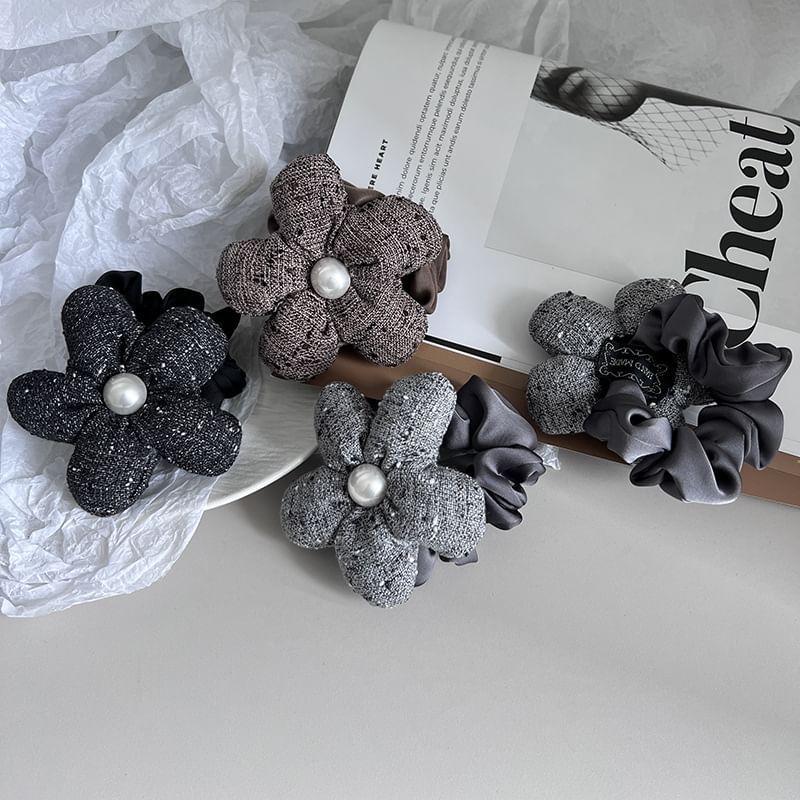 Floral Faux Pearl Fabric Scrunchie Product Image