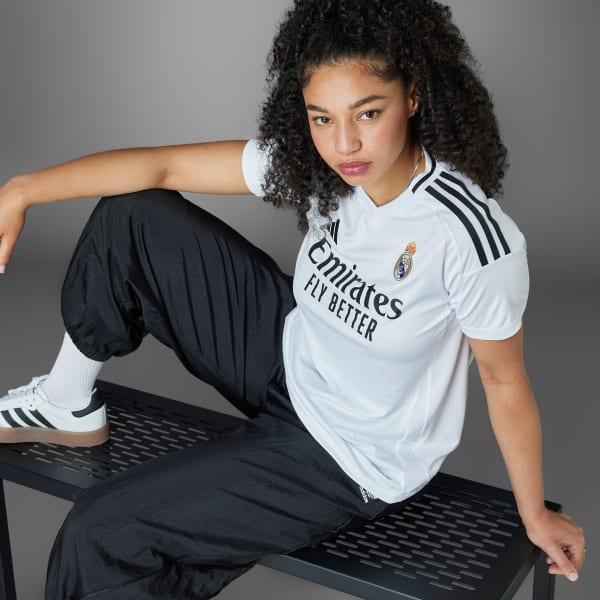 Real Madrid 24/25 Home Jersey Product Image