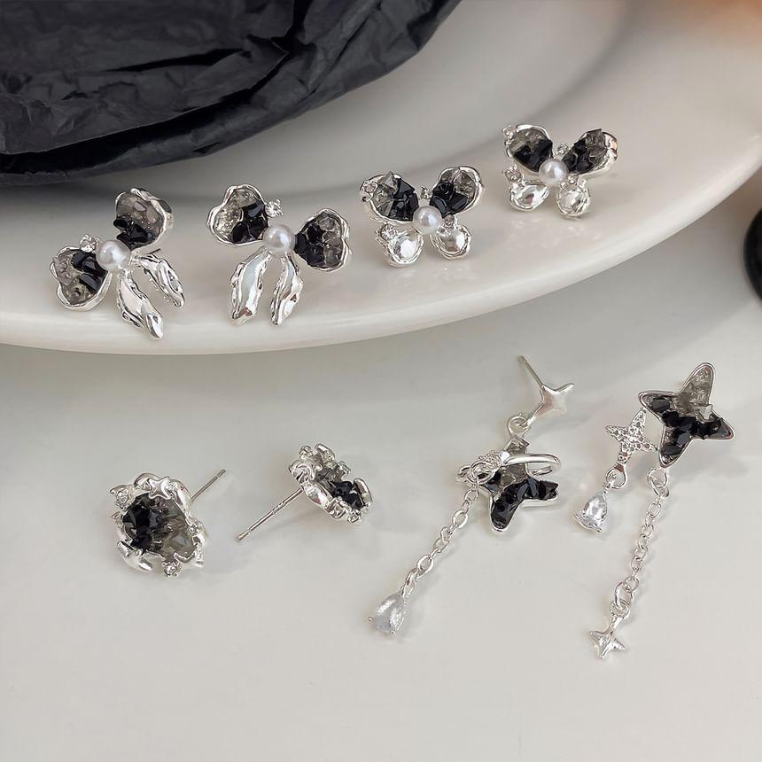 Rhinestone Drop Earring Product Image