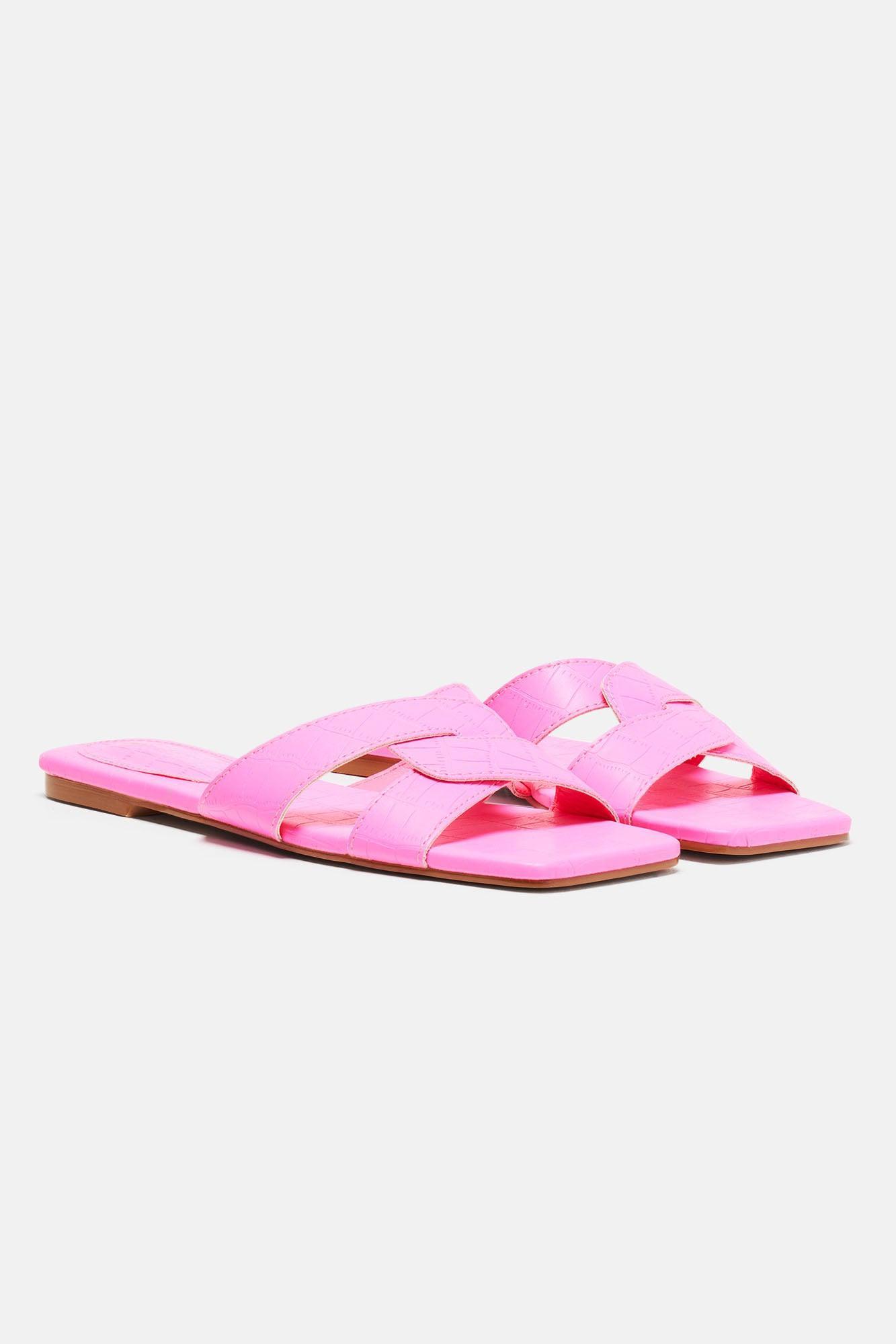 Kallan Flat Sandals - Pink Product Image