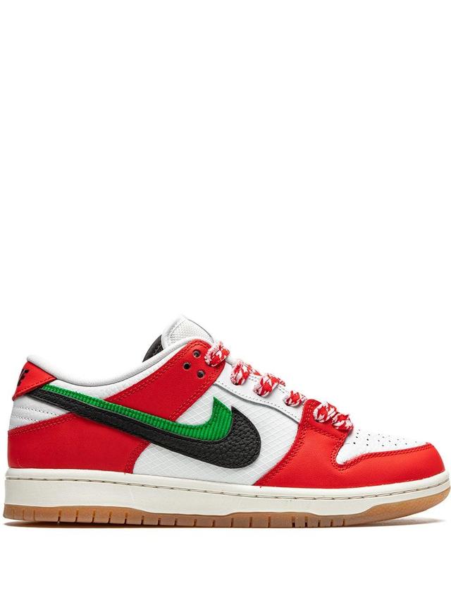 Sb Dunk Low Pro Qs Sneakers In Red Product Image