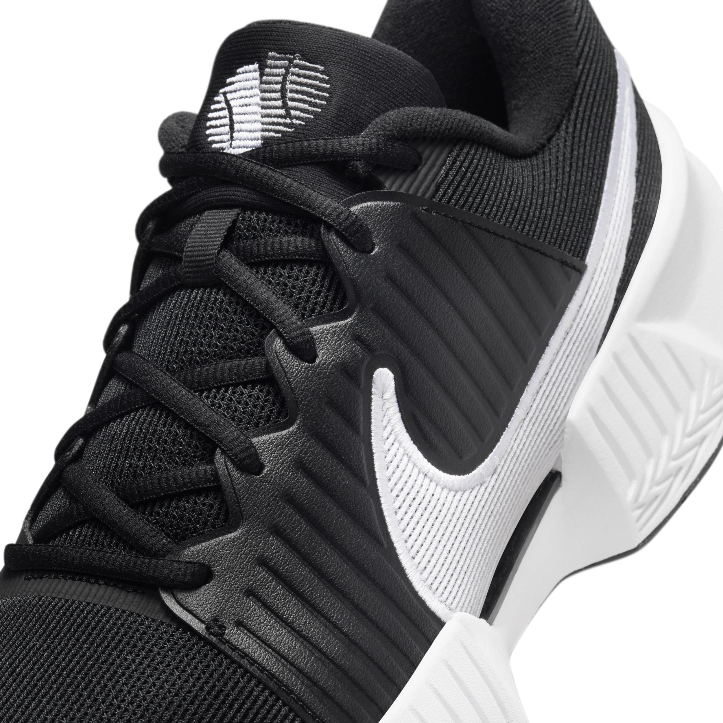 Nike Men's GP Challenge Pro Hard Court Tennis Shoes Product Image