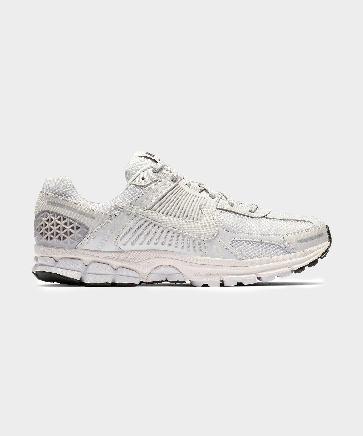 Nike Zoom Vomero 5 product image