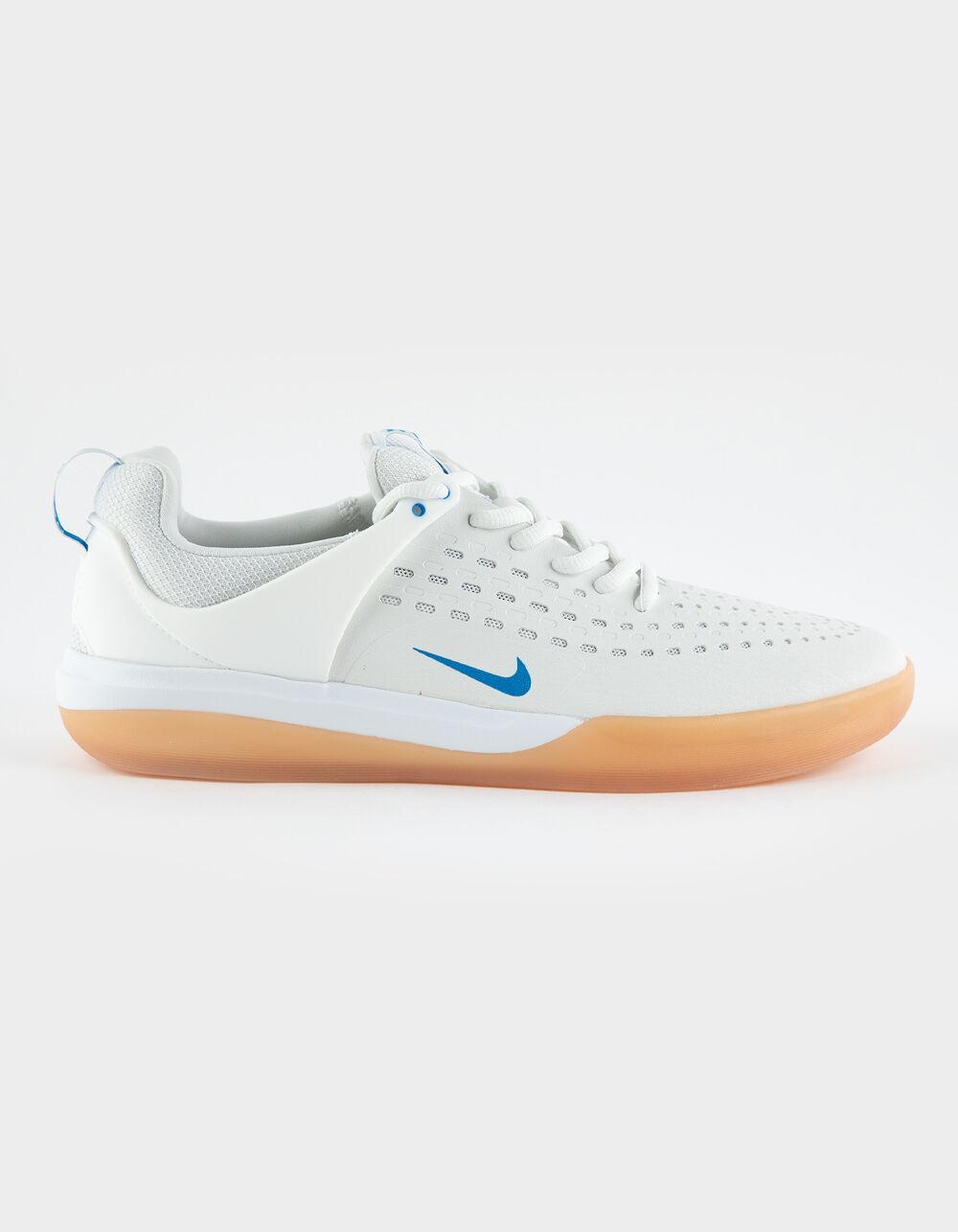 NIKE SB Zoom Nyjah 3 Mens Shoes Product Image