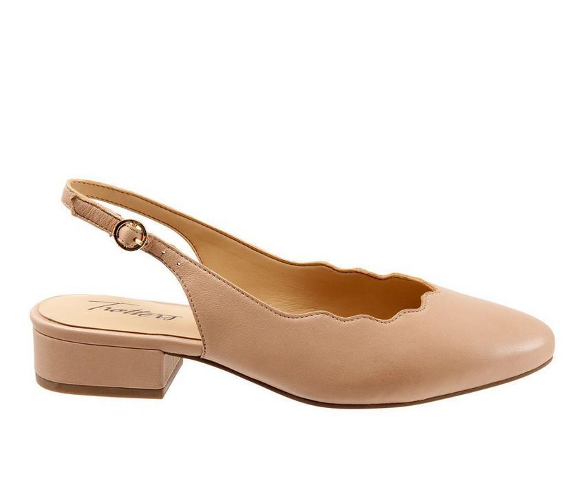 Women's Trotters Joselyn Slingback Pumps Product Image