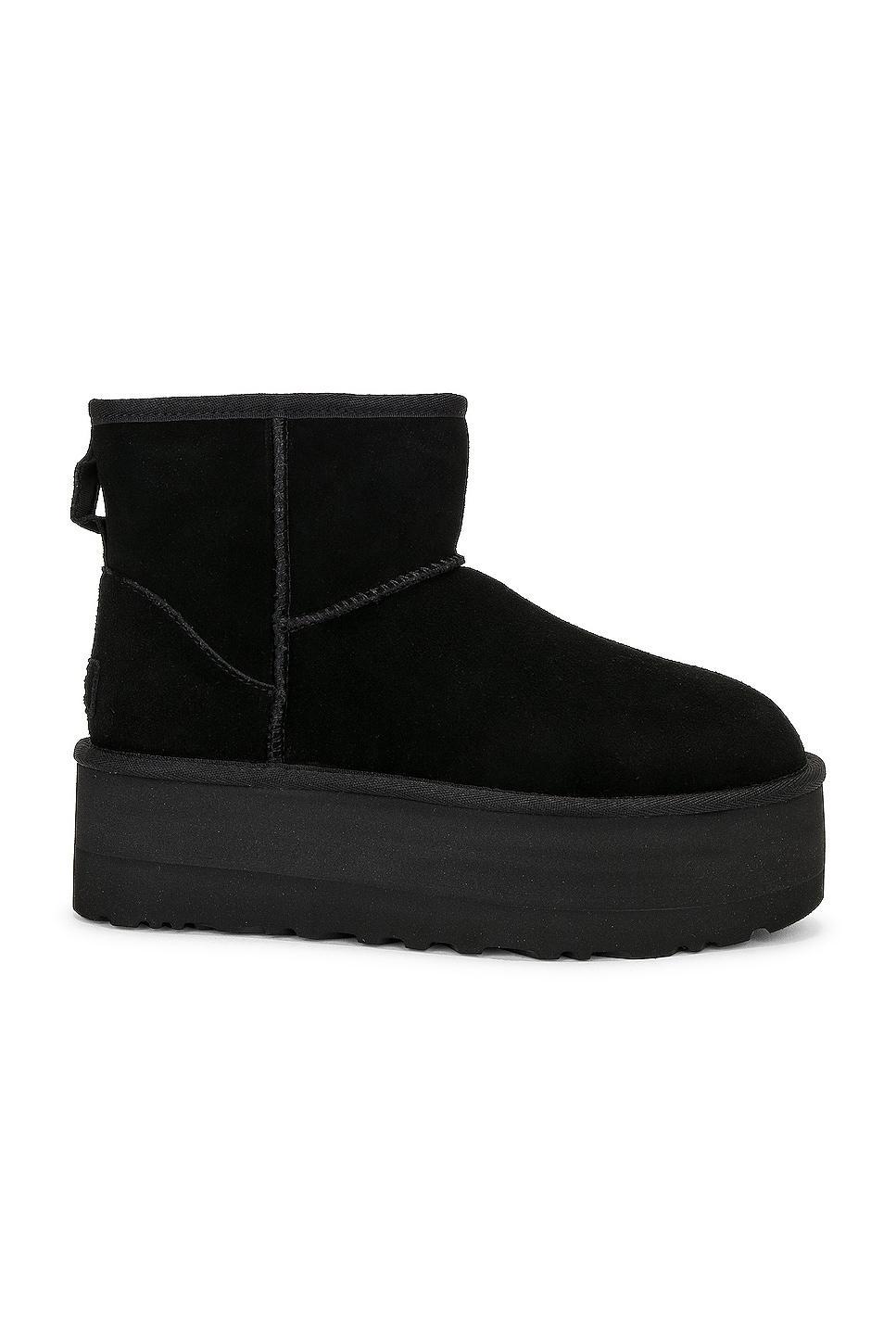 UGG(r) Classic Mini Platform Boot Product Image