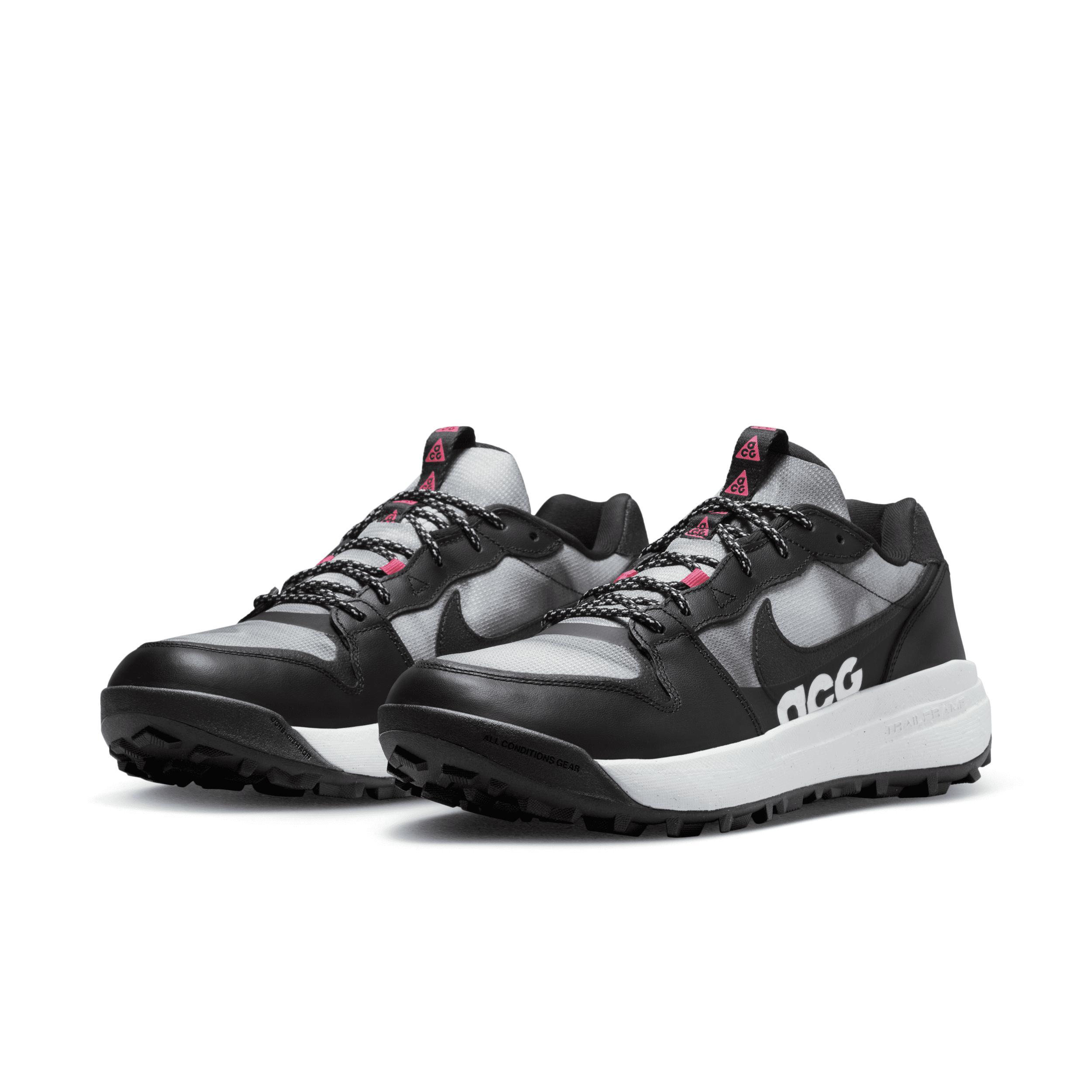 Men's Nike ACG Lowcate SE Shoes Product Image