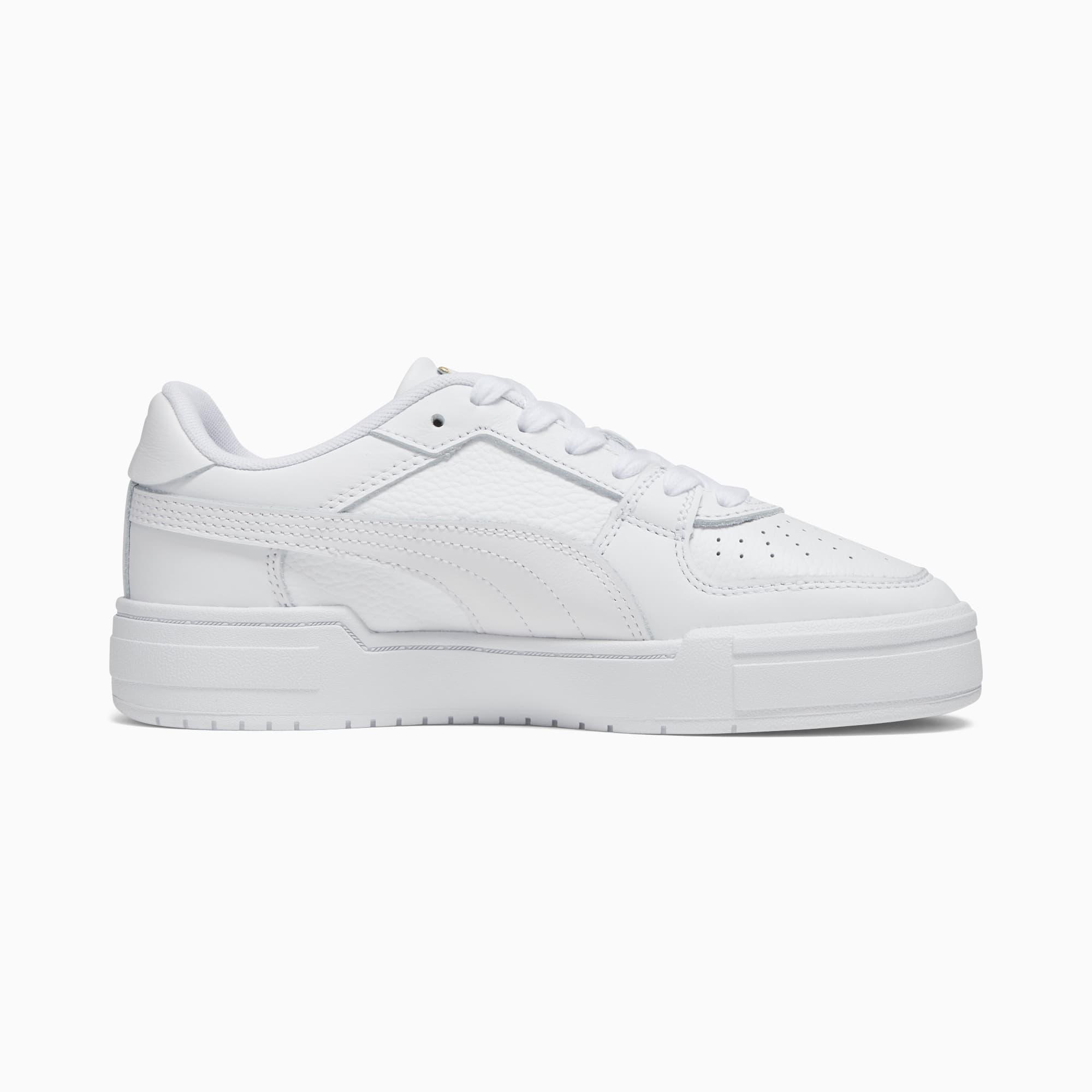 CA Pro Classic Women's Sneakers Product Image