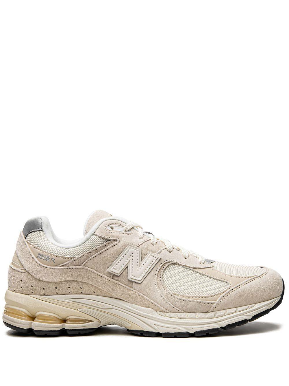 NEW BALANCE 2002r Low-top Sneakers In Neutrals Product Image