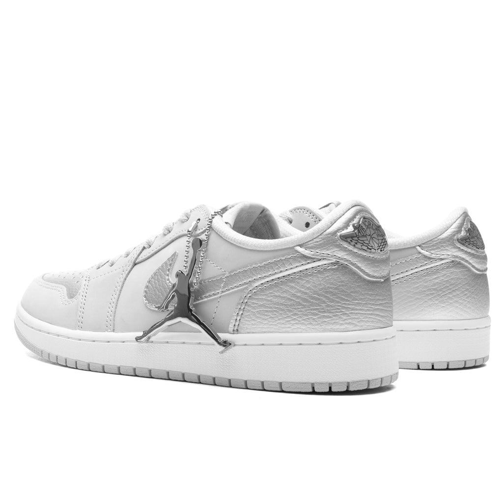 Air Jordan 1 Low OG 'Metallic Silver' - Neutral Grey/Metallic Silver/White Male Product Image