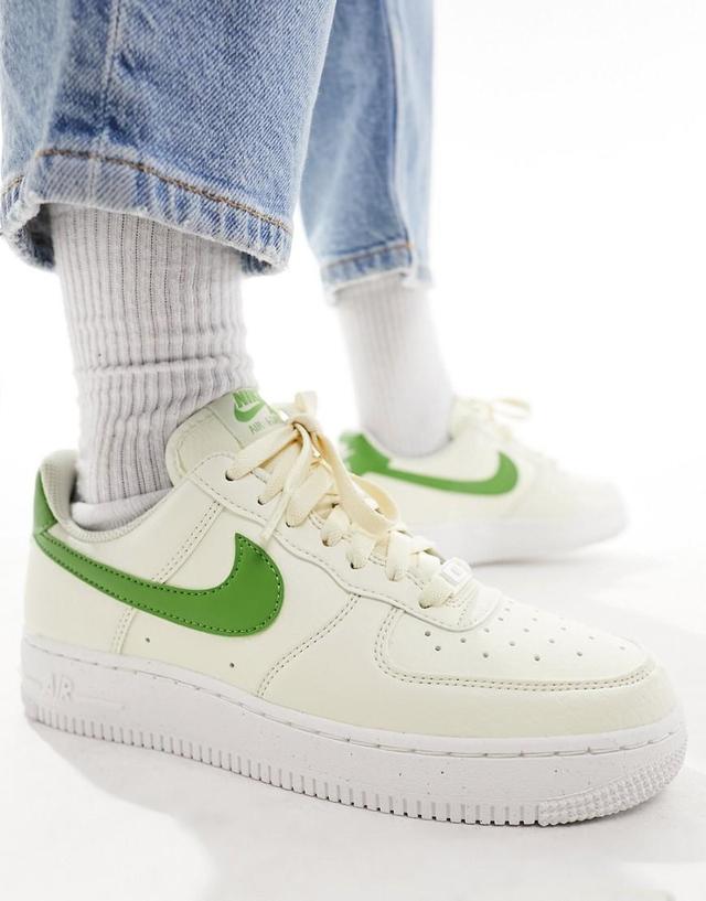 Nike Air Force 1 '07 SE Sneaker in Ivory. Product Image