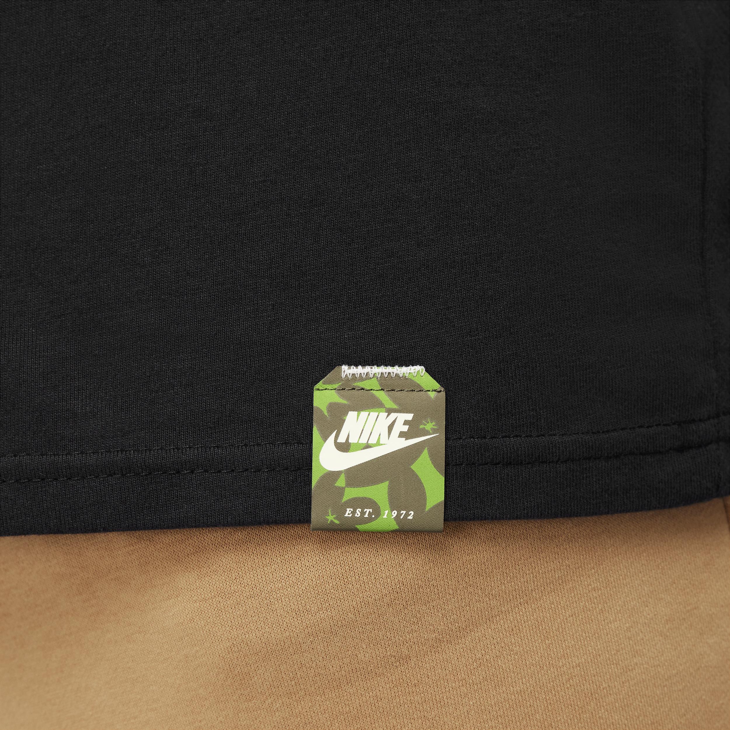 Men's Nike Sportswear Max90 T-Shirt Product Image