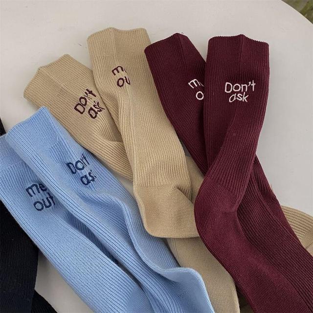 Lettering Embroidered Short Socks Product Image