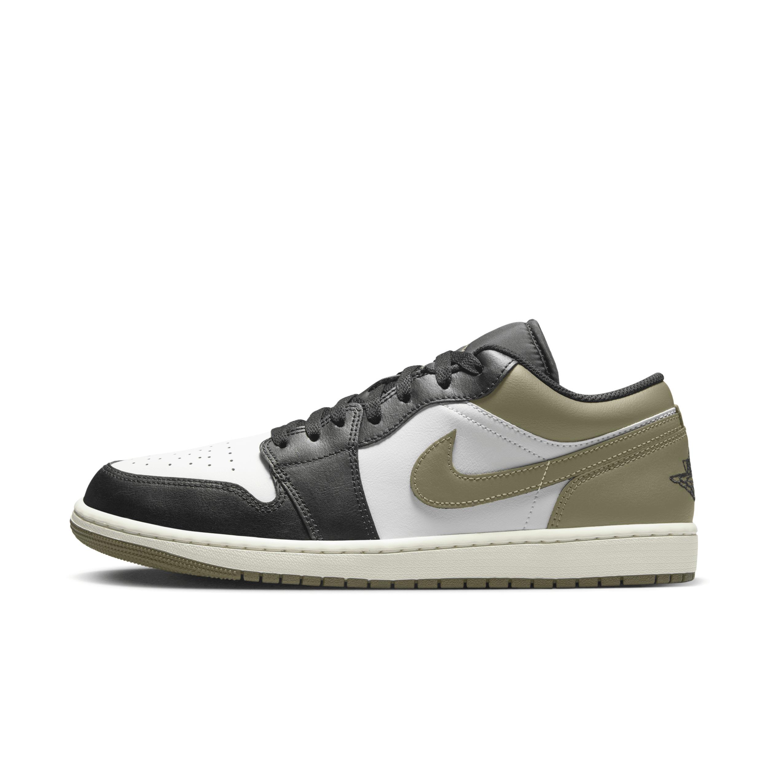 Men's Air Jordan 1 Low Shoes Product Image