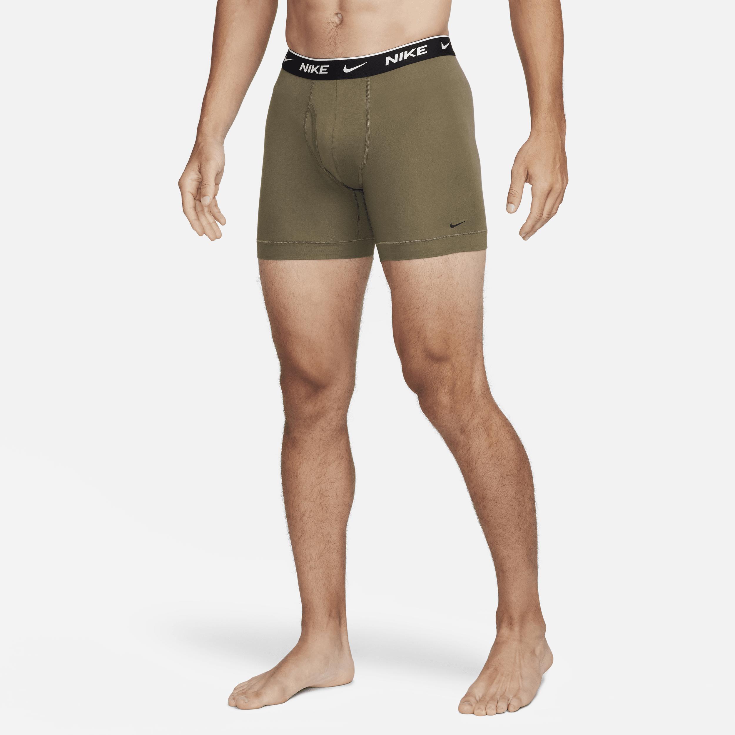 Nike Dri-FIT Essential 3-Pack Stretch Cotton Boxer Briefs Product Image