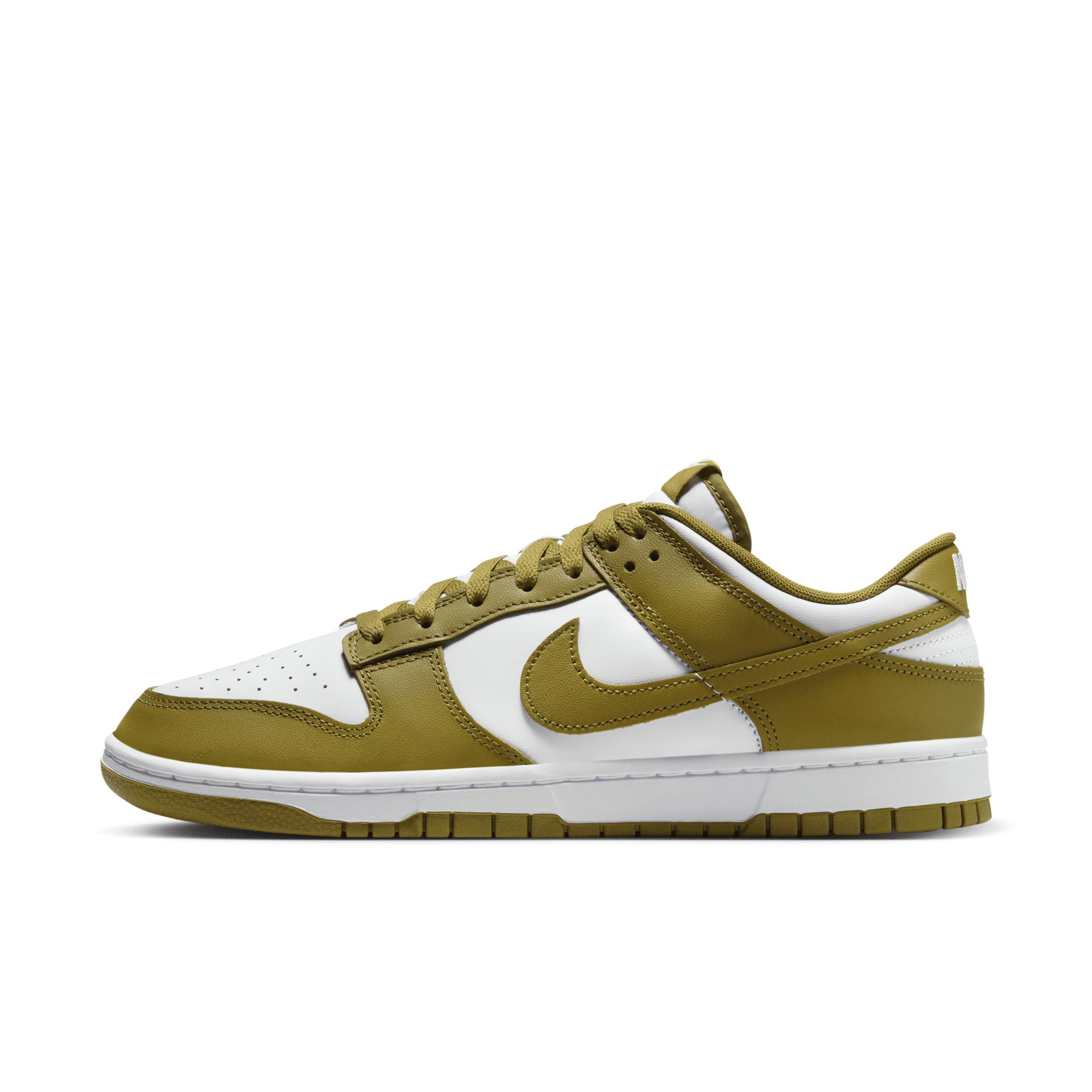 Nike Men's Dunk Low Retro Shoes Product Image