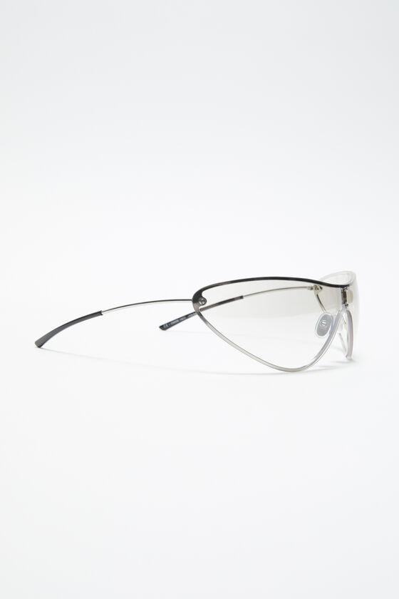 Metal frame sunglasses Product Image