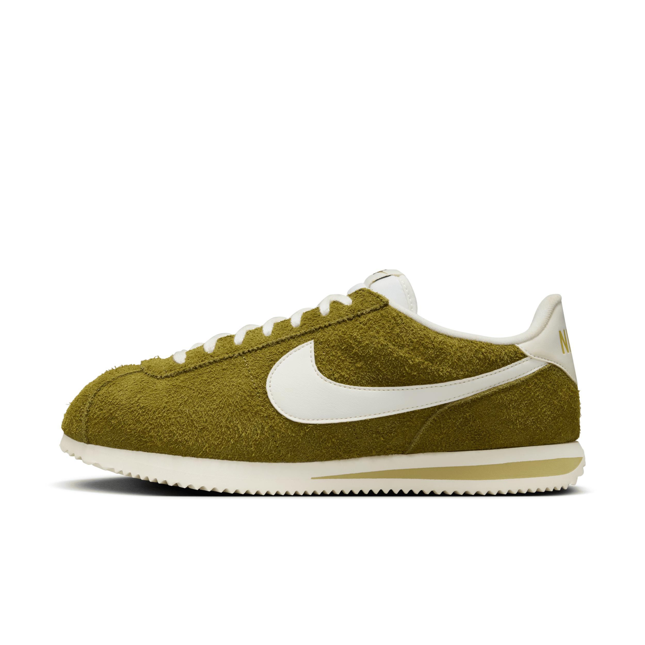 Nike Men's Cortez SE Suede Shoes Product Image