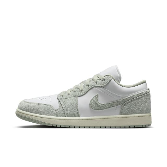 Men's Air Jordan 1 Low SE Shoes Product Image