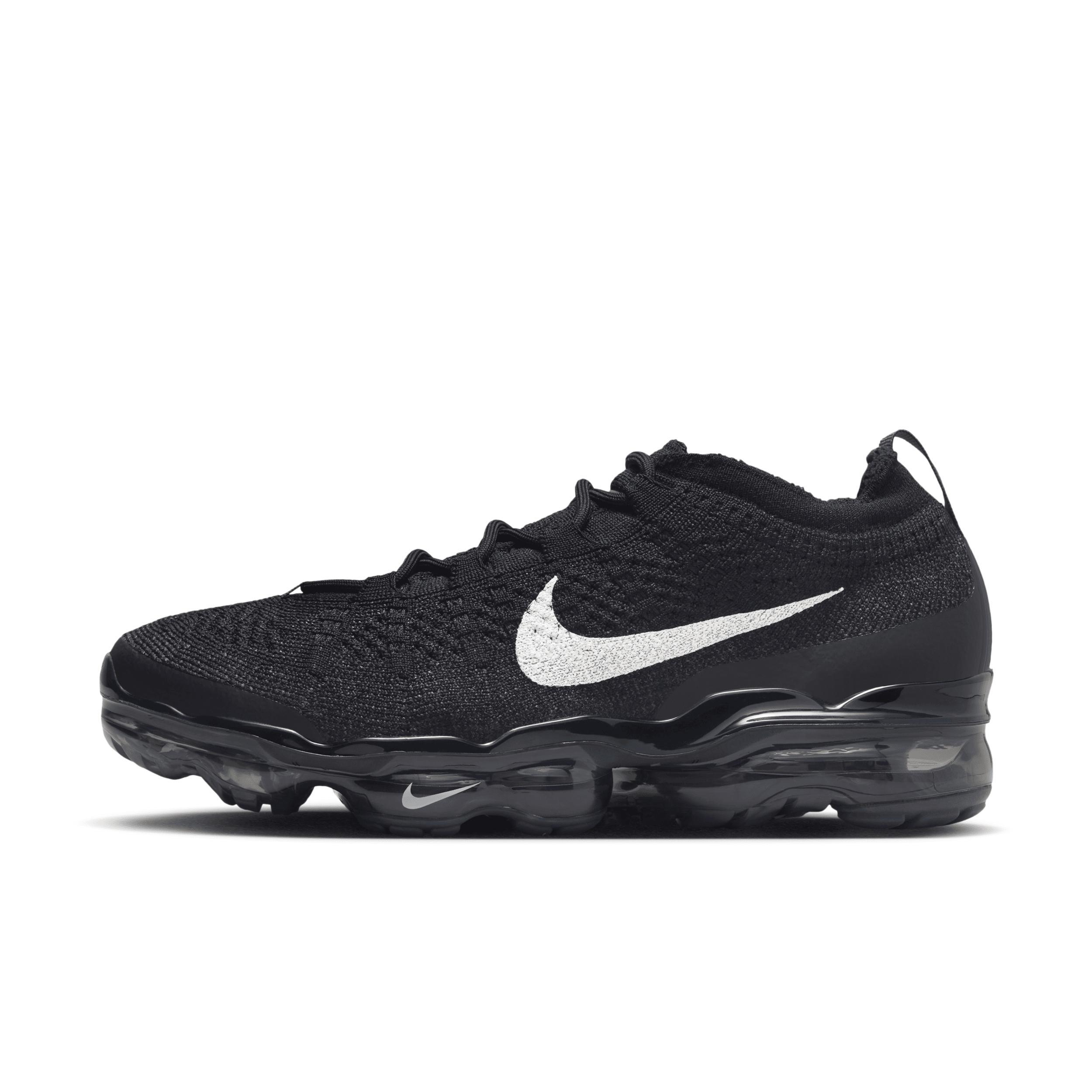 Nike Women's Air VaporMax 2023 Flyknit Shoes Product Image