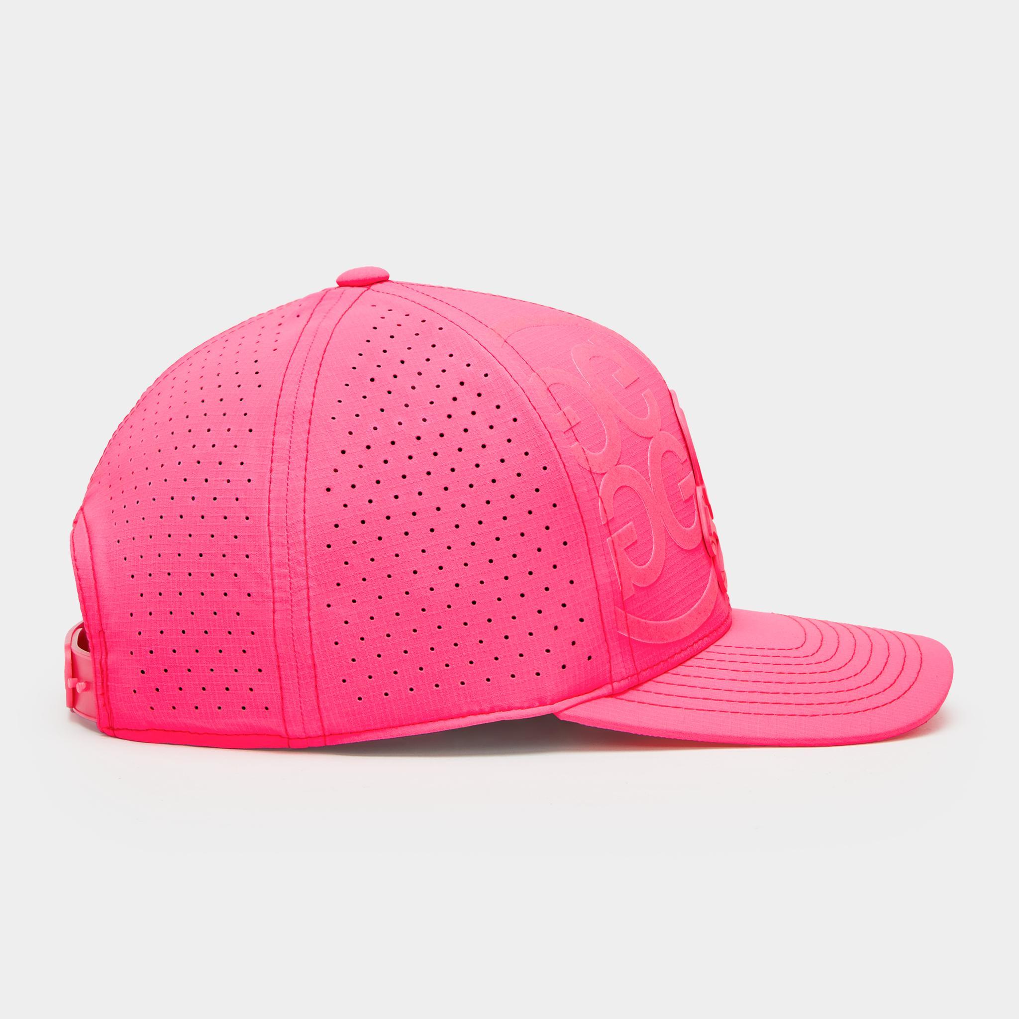 SKULL & TEES PERFORATED FEATHERWEIGHT TECH SNAPBACK HAT Product Image