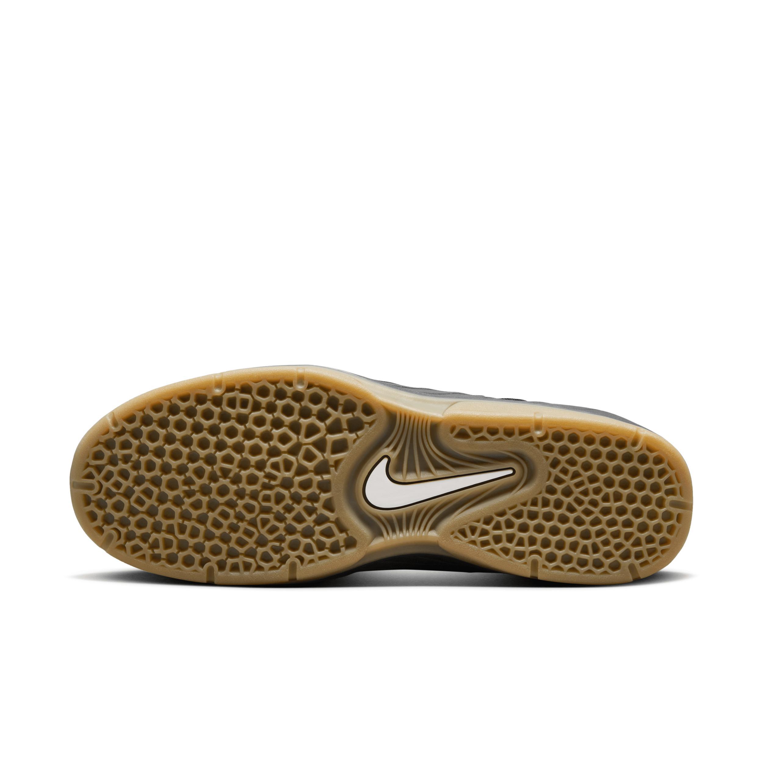 Men's Nike SB Vertebrae Shoes Product Image