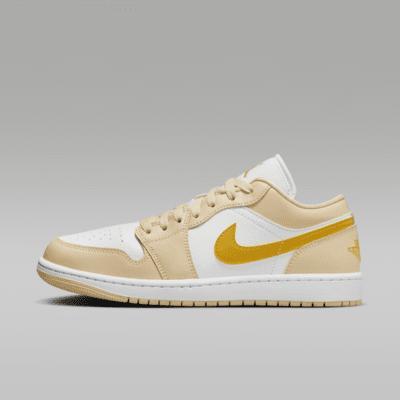 Women's Air Jordan 1 Low Shoes Product Image