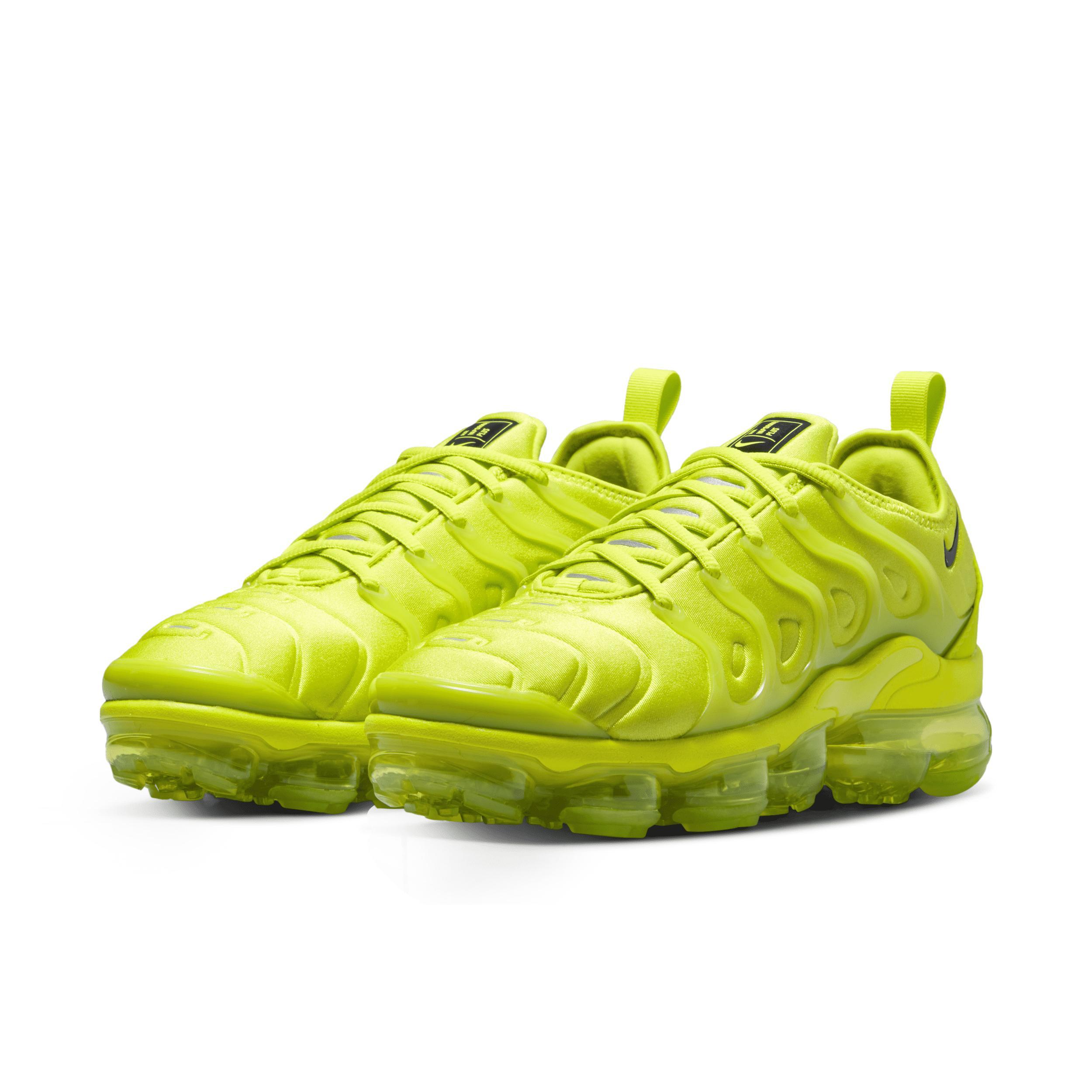 Nike Women's Air VaporMax Plus Shoes Product Image