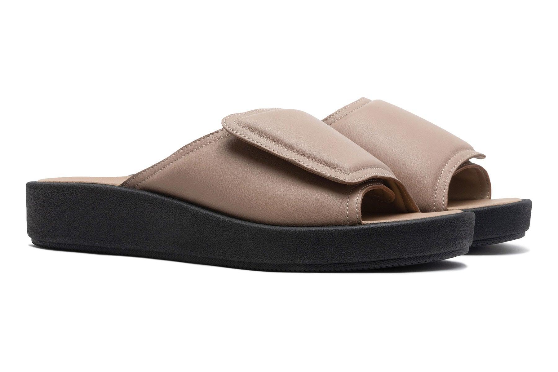 Paseo Slide Metatarsal Female Product Image