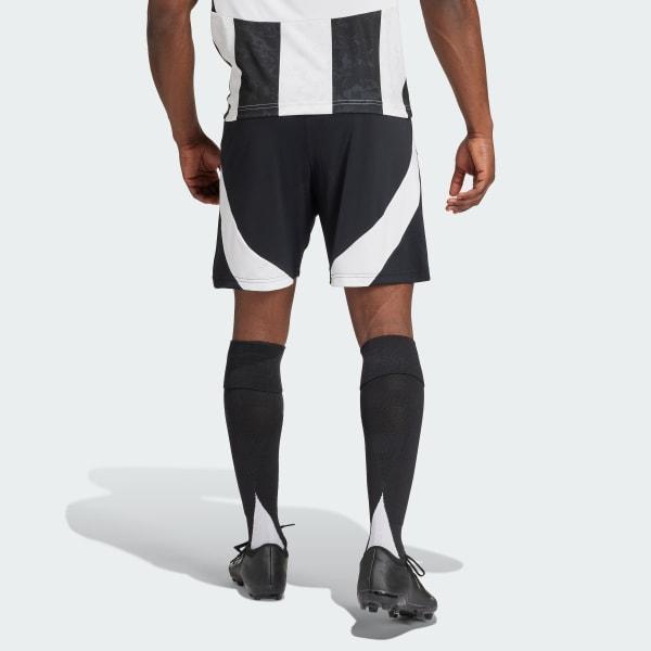 Juventus 24/25 Home Shorts Product Image