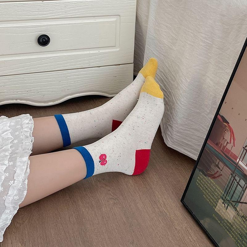 Cartoon Embroidered Lettuce Edge Crew Socks / Letter Embroidered Socks Product Image