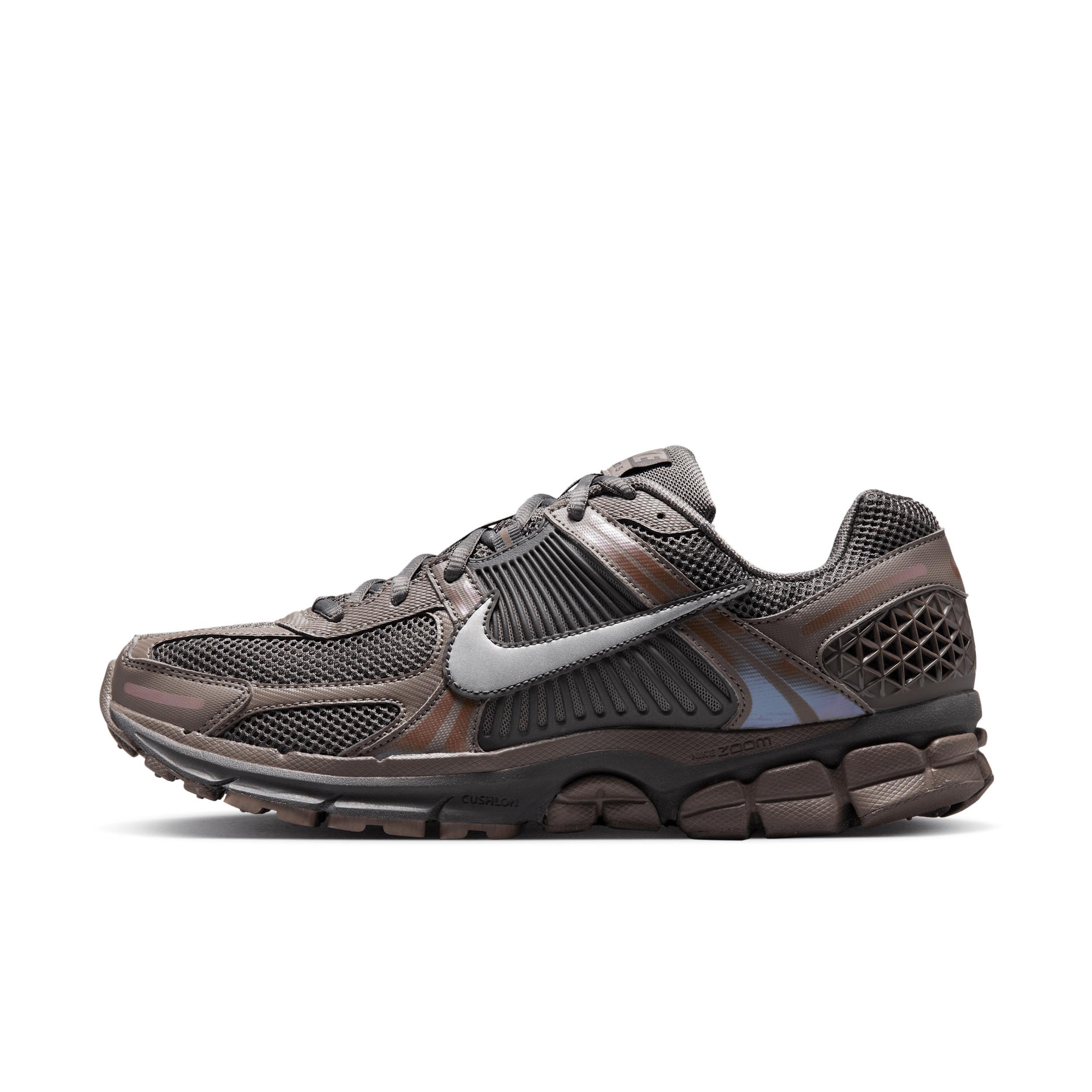 Nike Zoom Vomero 5 Men's Shoes Product Image