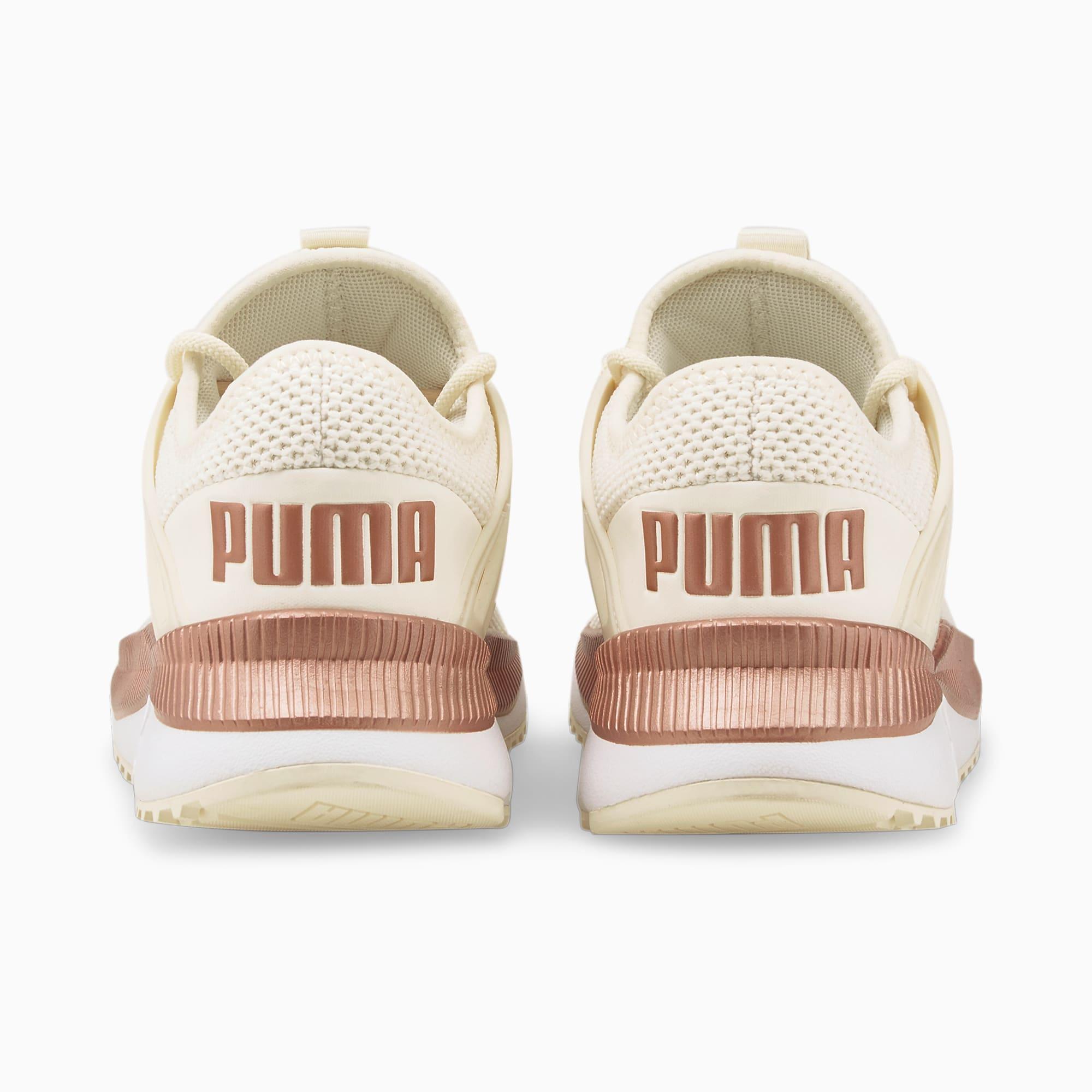 Pacer Future Lux Women's Sneakers Product Image