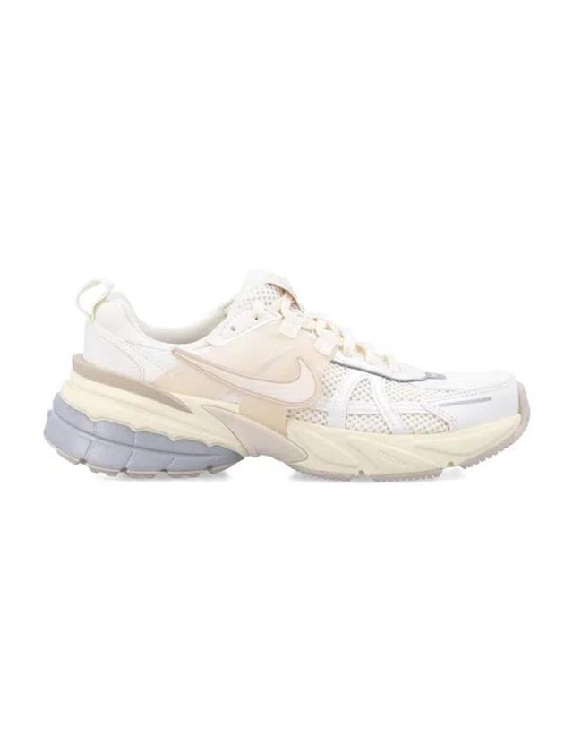 NIKE V2k Run In White Product Image