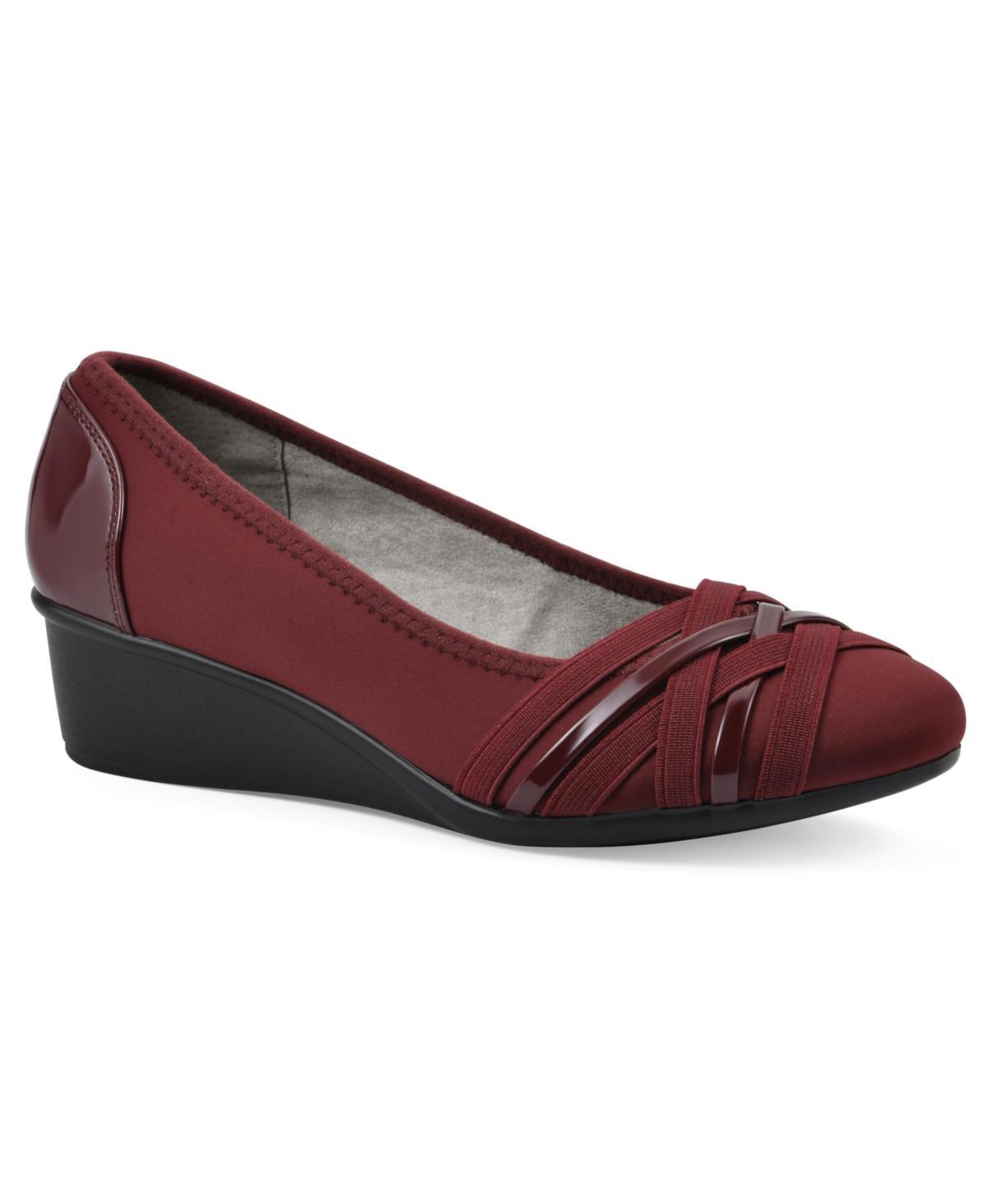 Cliffs by White Mountain Womens Bowie Ballet Inspired Wedge Pumps Product Image