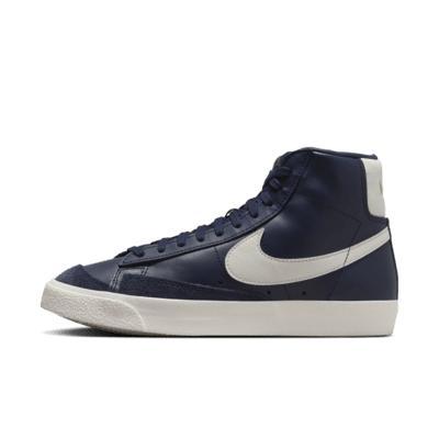 Nike Women's Blazer Mid '77 Shoes Product Image