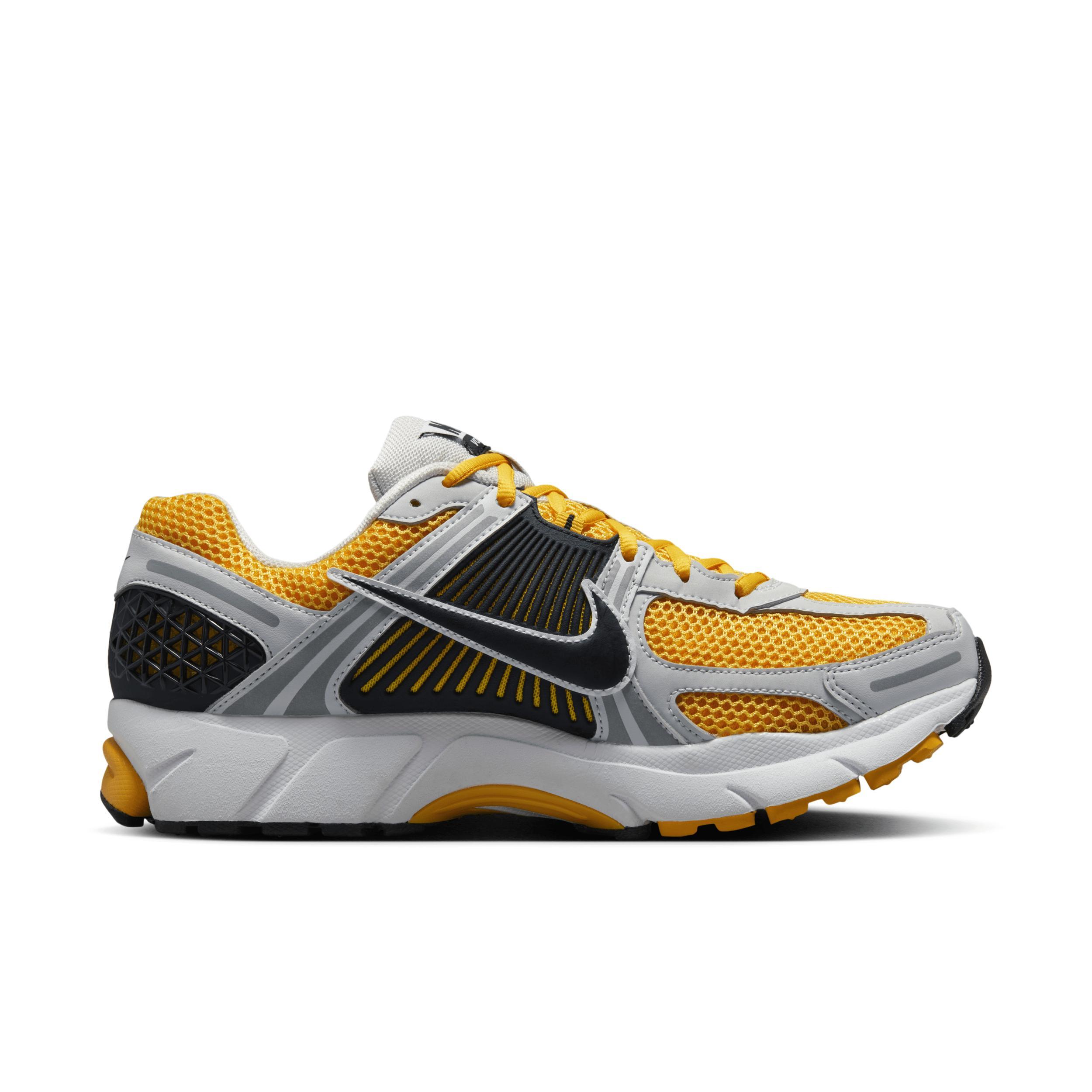 Nike Zoom Vomero 5 Men's Shoes Product Image