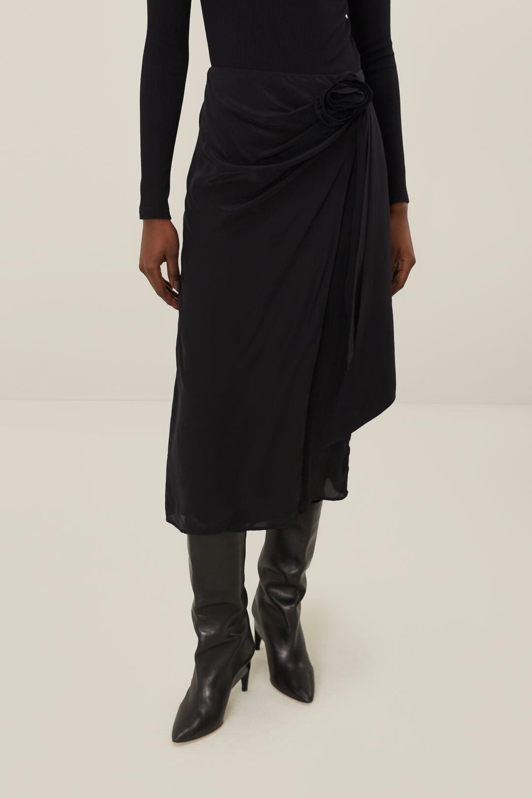 Black Midi Skirt Product Image