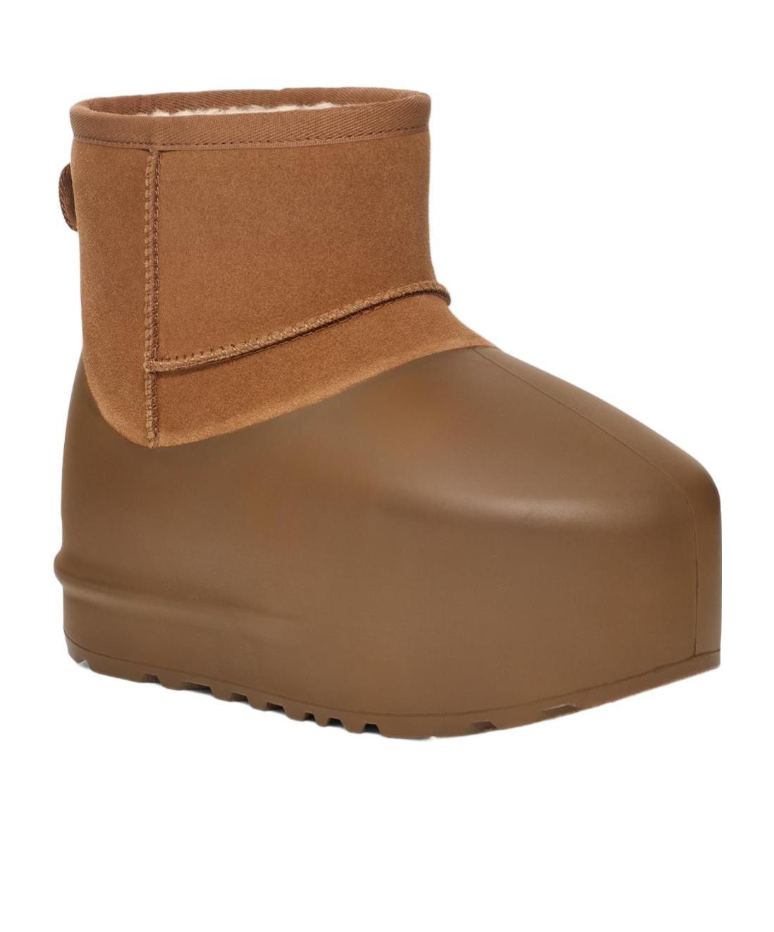 UGG Logo Debossed Round Toe Boots In Brown Product Image