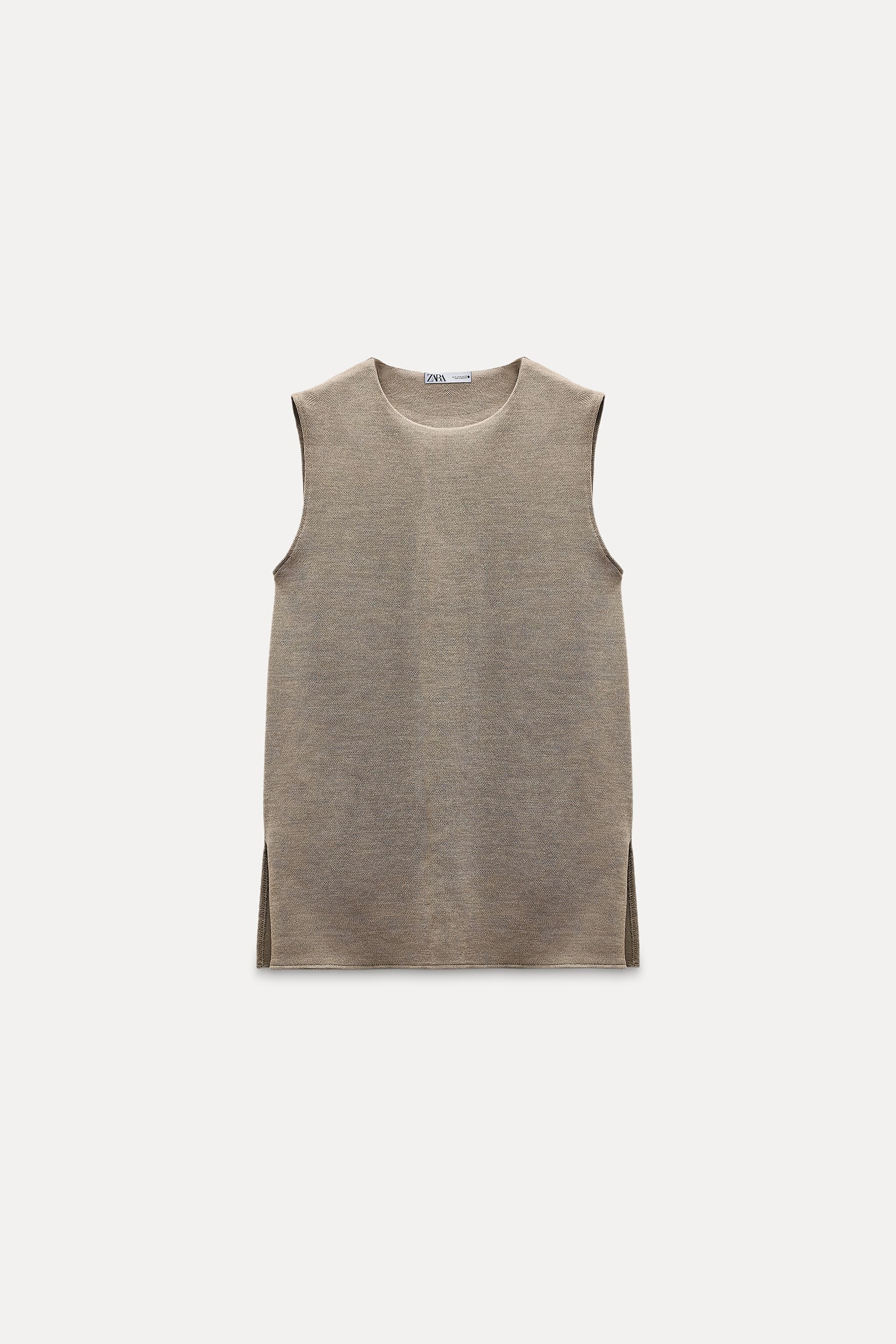 SOFT SLEEVELESS TOP product image