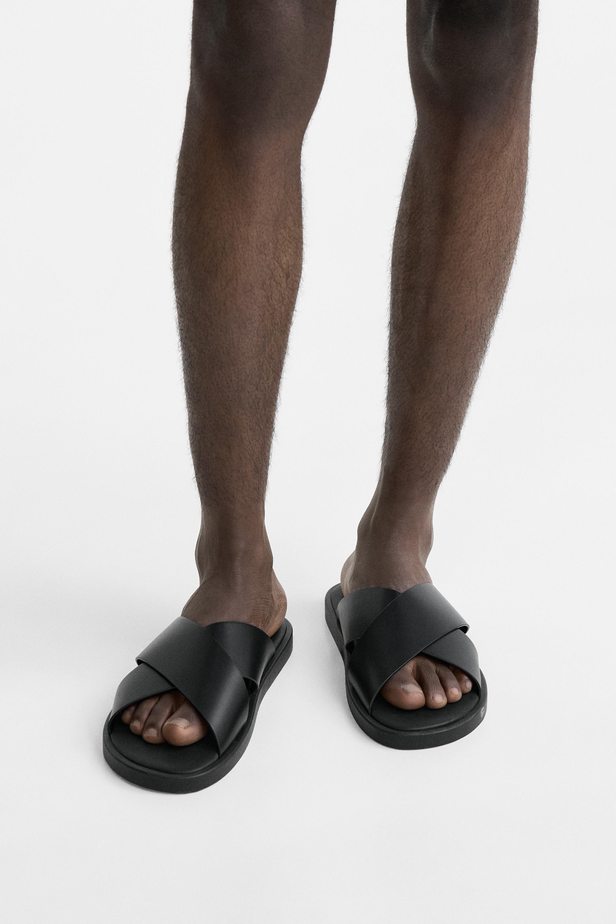 CROSSED SANDALS Product Image