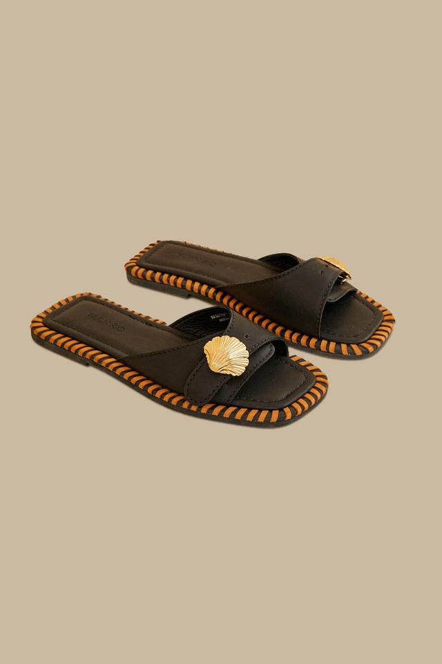 Black Sandal Slipper, BLACK / 9 Product Image